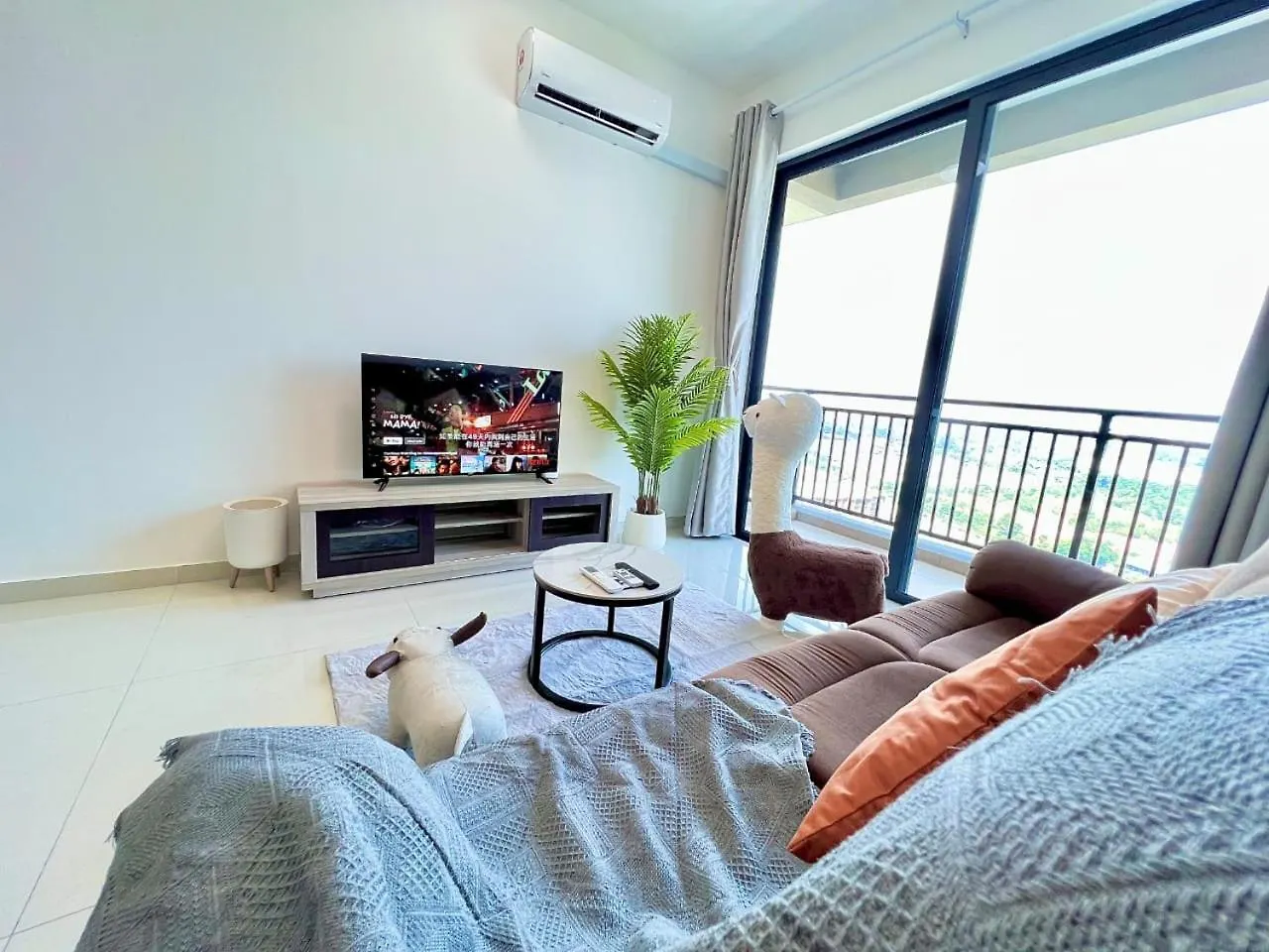 Central Park Tampoi 2 Bedroom By Luxecocoo Ck Johor Bahru Apartment
