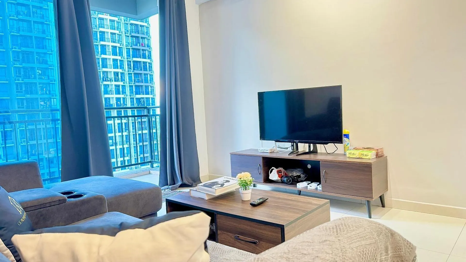 Central Park Tampoi 2 Bedroom By Luxecocoo Ck Johor Bahru 0*,  Malaysia