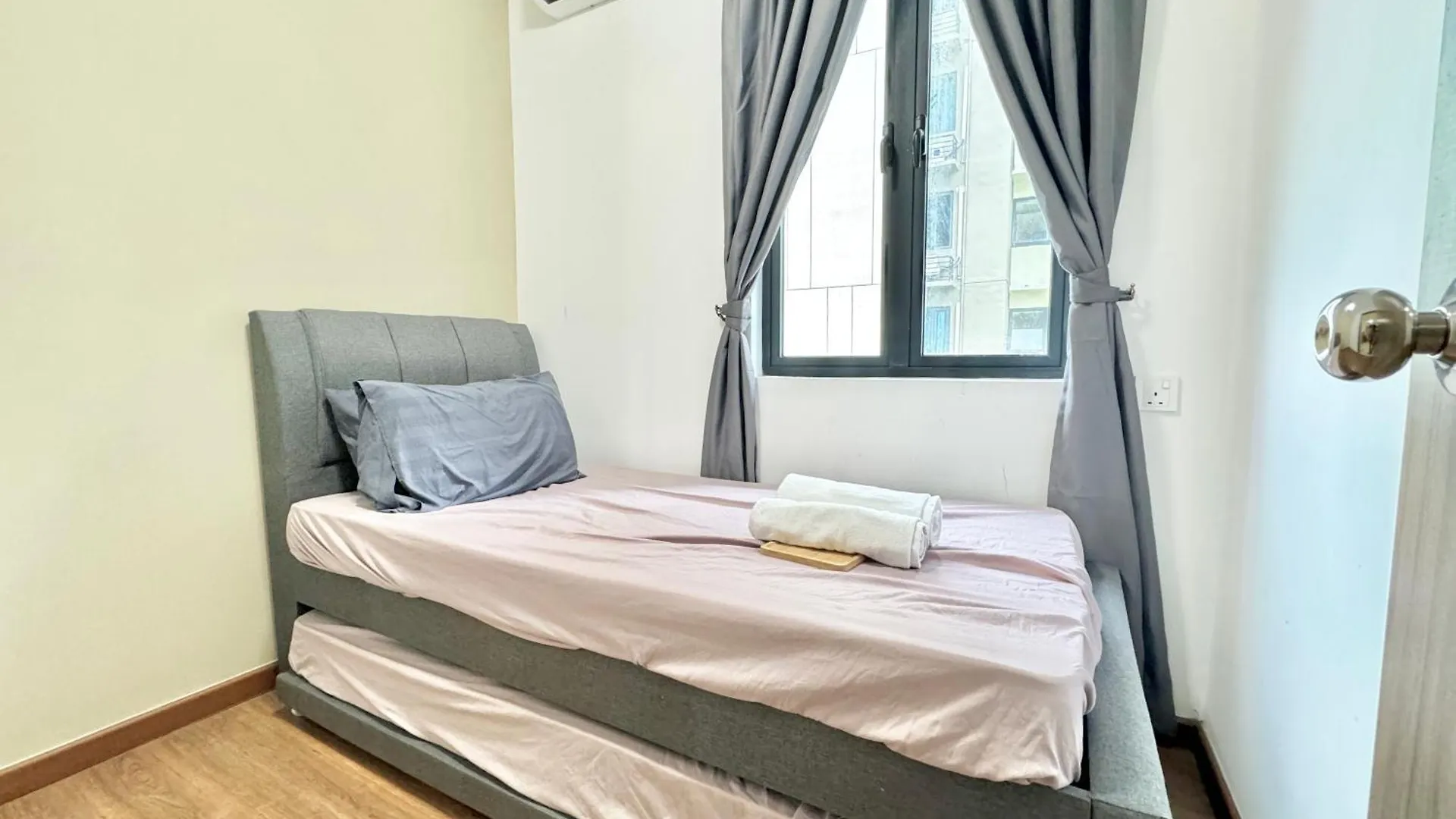 Central Park Tampoi 2 Bedroom By Luxecocoo Ck Johor Bahru 0*,